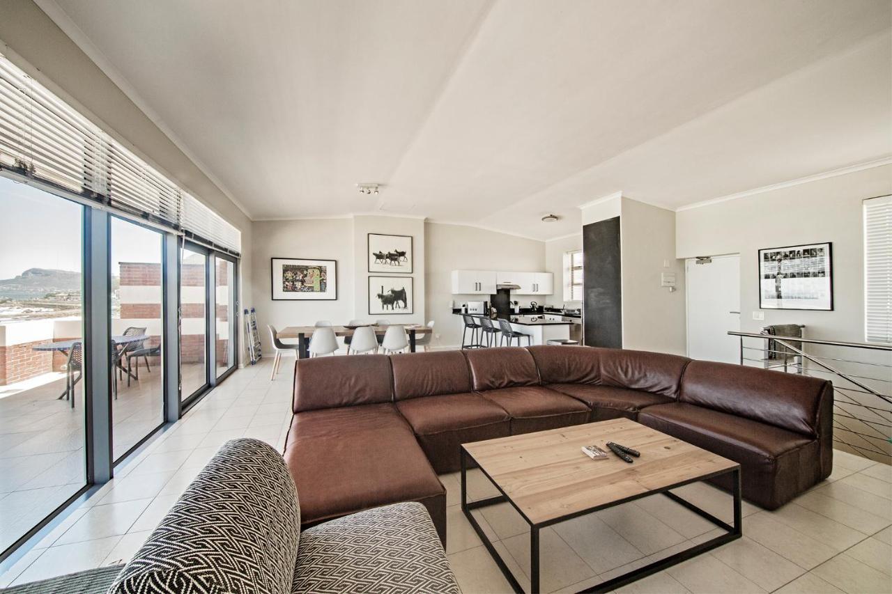 Surferscorner Self Catering Apartments Muizenberg Kültér fotó