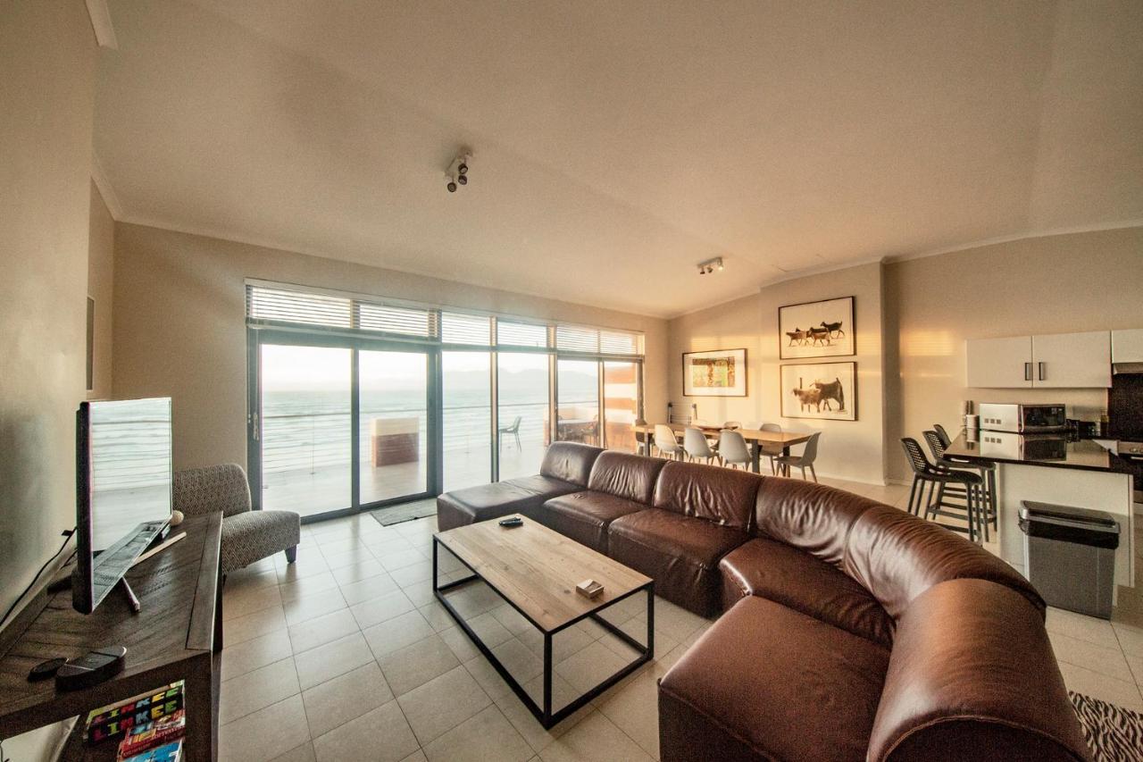 Surferscorner Self Catering Apartments Muizenberg Kültér fotó