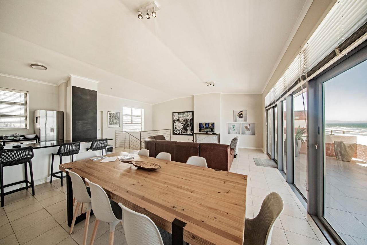 Surferscorner Self Catering Apartments Muizenberg Kültér fotó