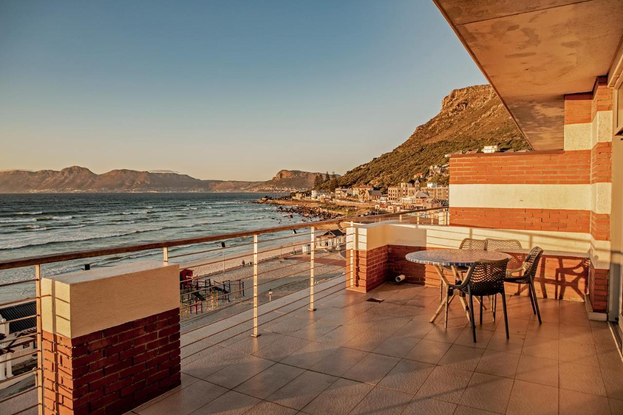 Surferscorner Self Catering Apartments Muizenberg Kültér fotó