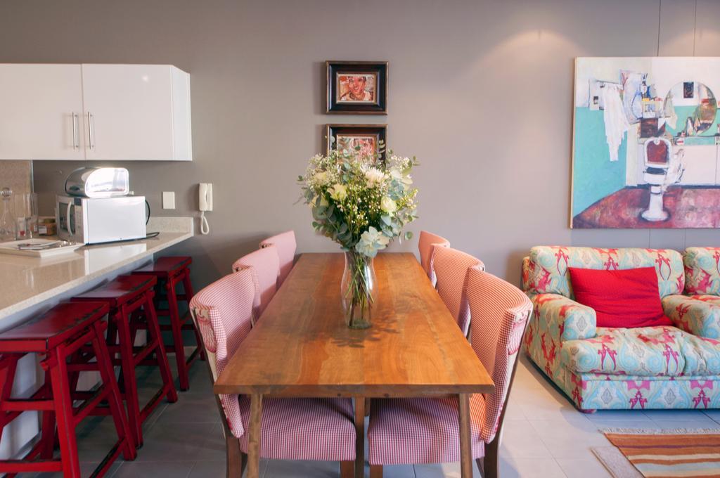 Surferscorner Self Catering Apartments Muizenberg Szoba fotó