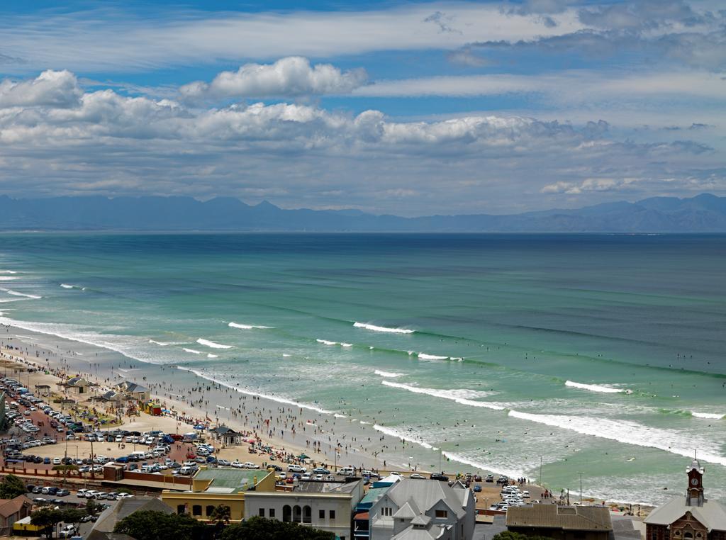 Surferscorner Self Catering Apartments Muizenberg Kültér fotó