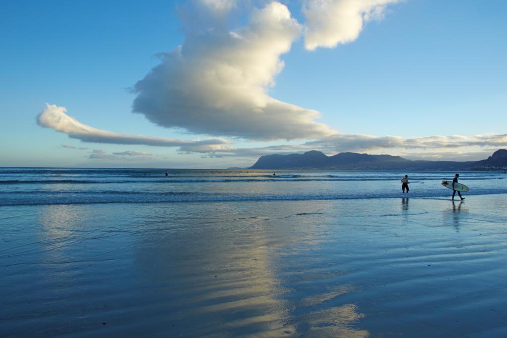 Surferscorner Self Catering Apartments Muizenberg Kültér fotó