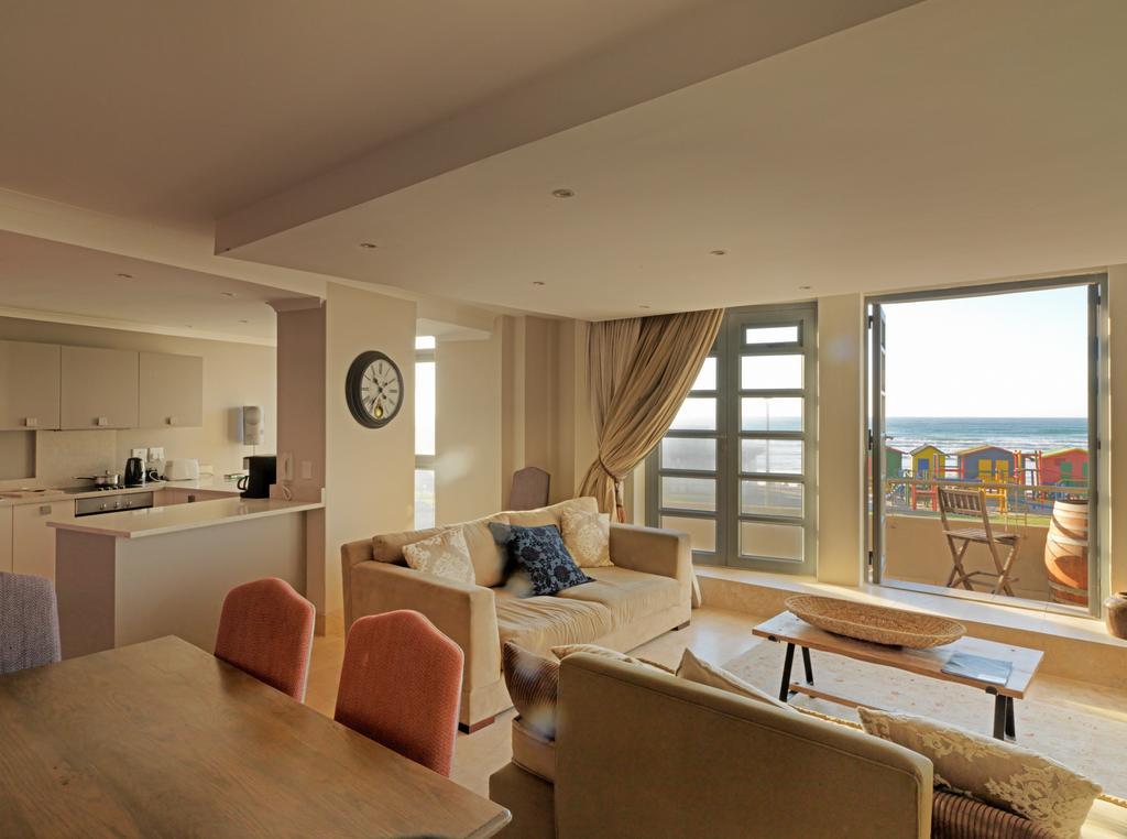 Surferscorner Self Catering Apartments Muizenberg Kültér fotó