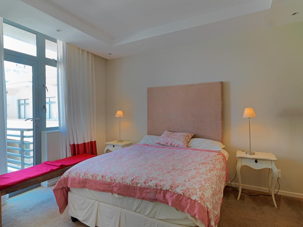 Surferscorner Self Catering Apartments Muizenberg Kültér fotó