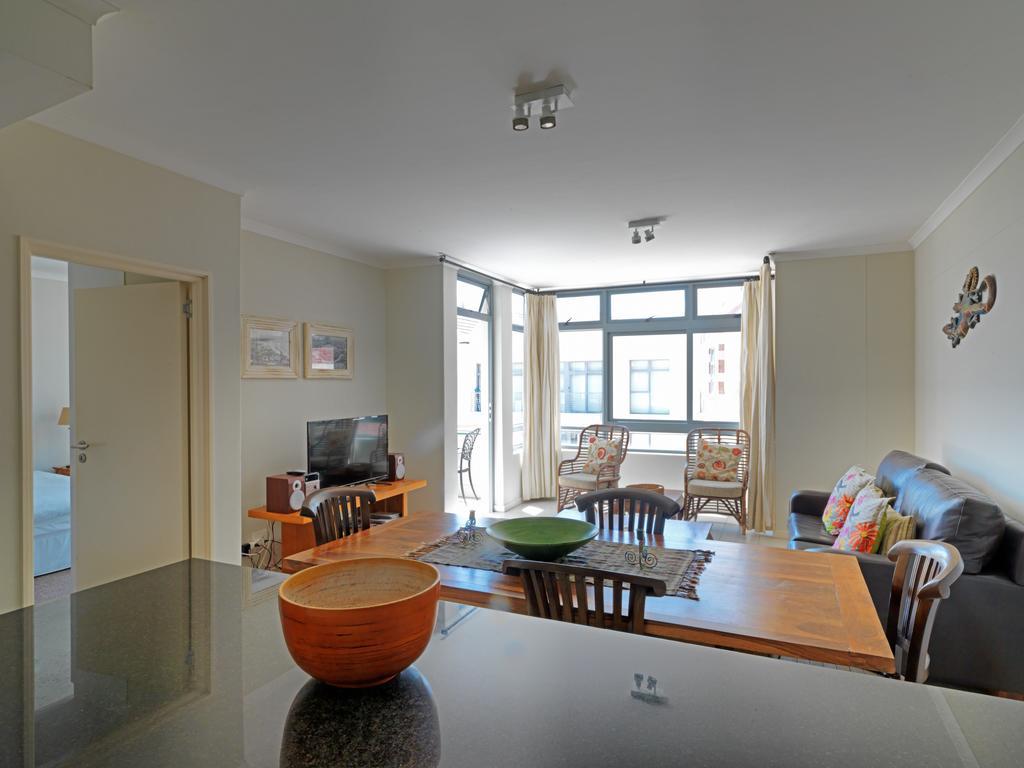 Surferscorner Self Catering Apartments Muizenberg Kültér fotó