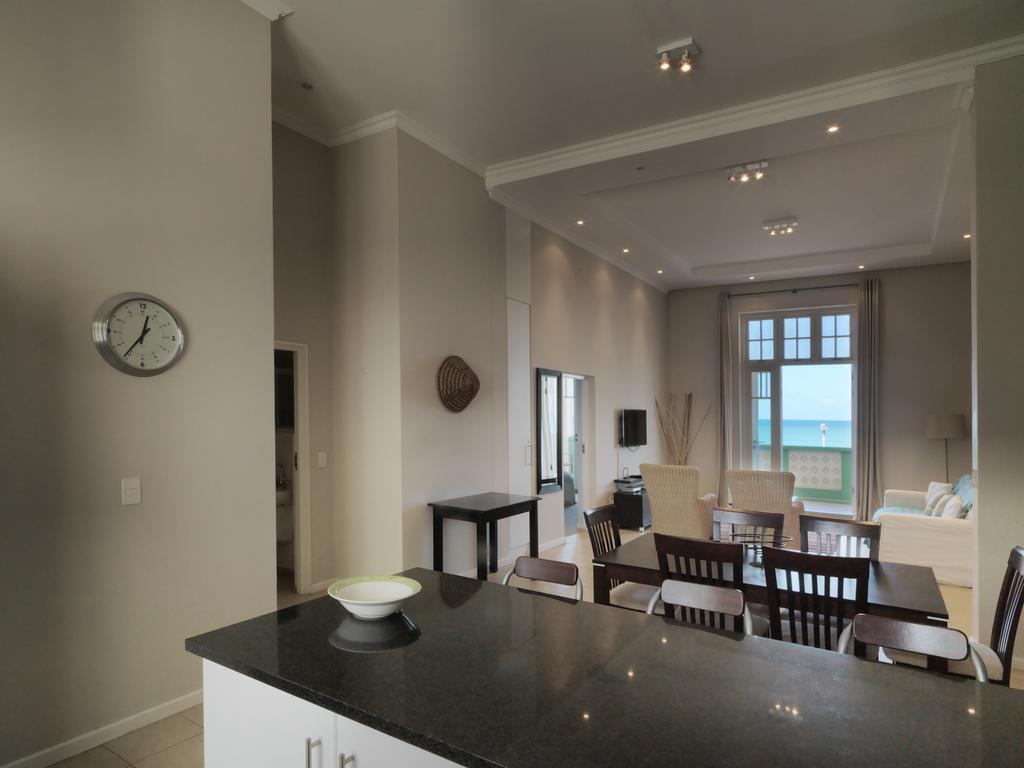 Surferscorner Self Catering Apartments Muizenberg Kültér fotó